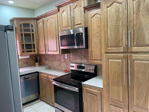 Beverley Manor DIAMOND VALE' 2 Bedroom 1 Bath Apartment in Diego Martin Beverley Manor DIAMOND VALE' 2 Bedroom 1 Bath Apartment in Diego Martin