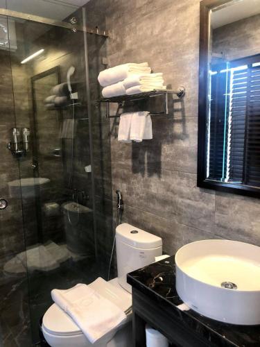 Bathroom, 3T Hotel in Đống Đa Bathroom, 3T Hotel in Đống Đa