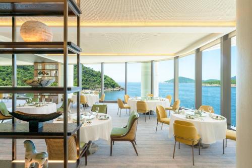 Restaurant, The Fullerton Ocean Park Hotel Hong Kong in Hong Kong Island South Restaurant, The Fullerton Ocean Park Hotel Hong Kong in Hong Kong Island South