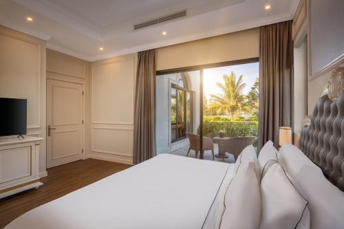 Melia Vinpearl Cua Sot Beach Resort in Ha Tinh Melia Vinpearl Cua Sot Beach Resort in Ha Tinh
