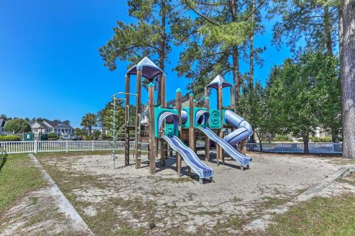 3-Bedroom Condo in Myrtle Beach with Pool! in Carolina Forest 3-Bedroom Condo in Myrtle Beach with Pool! in Carolina Forest