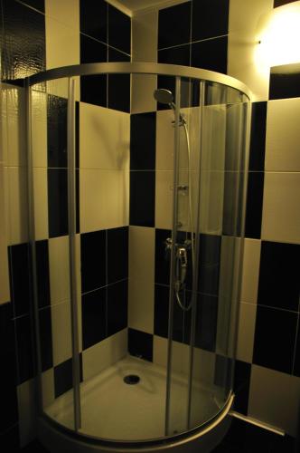 Bathroom, Apartment on Stroiteley in Khanty-Mansiysk Bathroom, Apartment on Stroiteley in Khanty-Mansiysk