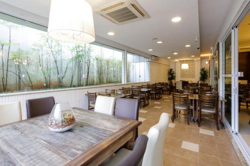 Restaurant, Interclass Florianopolis in Trindade Restaurant, Interclass Florianopolis in Trindade