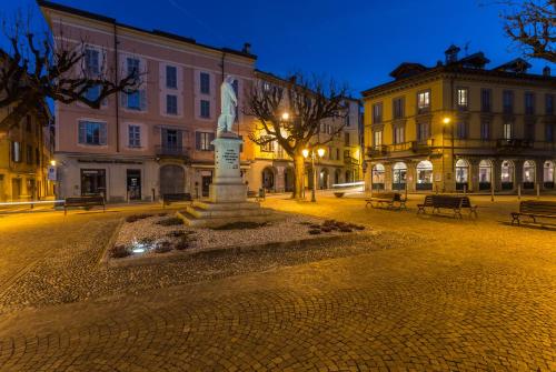 Exterior view, Fall In Love with Como Lake in Bellano Exterior view, Fall In Love with Como Lake in Bellano