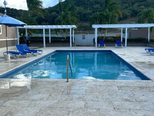 Swimming pool, Seamist villa @Oceanpointe Lucea comfy 2BR w/pool gym & parking in Lucea Swimming pool, Seamist villa @Oceanpointe Lucea comfy 2BR w/pool gym & parking in Lucea