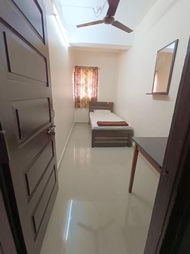 Shri Vasant Lodge in Hubli Shri Vasant Lodge in Hubli