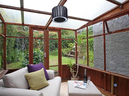 Pohled zvenku, Nut Tree Cottage in Crowborough Pohled zvenku, Nut Tree Cottage in Crowborough