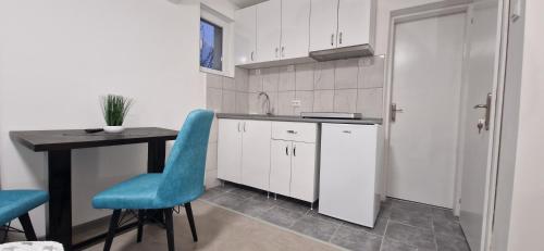 Konyha, Apartmani Ostojic in Vrdnik Konyha, Apartmani Ostojic in Vrdnik