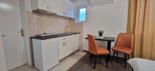 Konyha, Apartmani Ostojic in Vrdnik Konyha, Apartmani Ostojic in Vrdnik