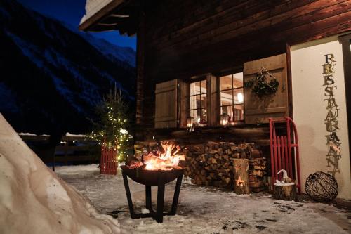 Hotel Nest- und Bietschhorn in บลัทเทน Hotel Nest- und Bietschhorn in บลัทเทน