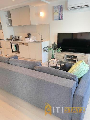 Splendid 2bd 1bth 1csp Apt - Superb CBD Location in Majura Splendid 2bd 1bth 1csp Apt - Superb CBD Location in Majura