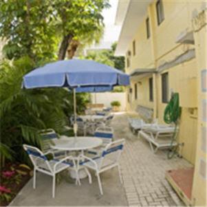 在meiguo.com看到的Granada Inn的介绍图片