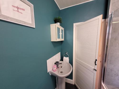 Luke Stays - Rokeby Street in Lemington Luke Stays - Rokeby Street in Lemington