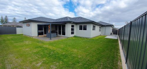 สวน, Home Away from Home in เบย์ วิว สวน, Home Away from Home in เบย์ วิว