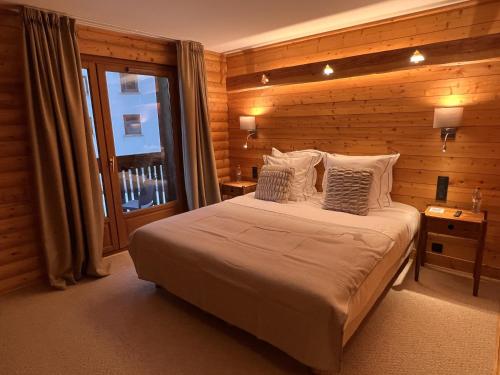 โรงแรมโอแบร์ฌ แซ็งอูแบร์ (Hotel Auberge Saint Hubert) in วาล อีแซร์ โรงแรมโอแบร์ฌ แซ็งอูแบร์ (Hotel Auberge Saint Hubert) in วาล อีแซร์