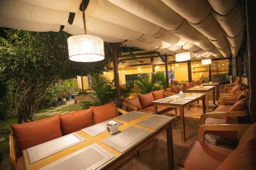 Restaurant, LAVEE Residence in Baudha Jorpati Restaurant, LAVEE Residence in Baudha Jorpati