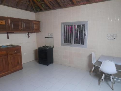 Villa chez mbassa in נדנגנה Villa chez mbassa in נדנגנה