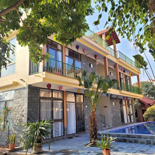 Tam Coc Mountain Lake Homestay in 닌빈 Tam Coc Mountain Lake Homestay in 닌빈