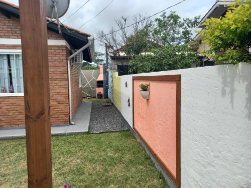 Casa em Florianopolis, rio vermelho de 2 quartos bem localizada in 聖約翰多西奧維爾梅洛 Casa em Florianopolis, rio vermelho de 2 quartos bem localizada in 聖約翰多西奧維爾梅洛