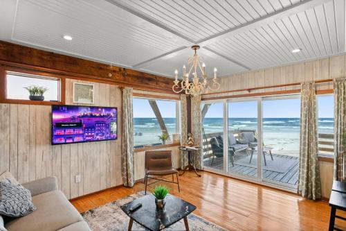 The Artist Haven in Crescent Beach The Artist Haven in Crescent Beach