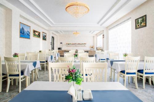 Restaurant, Manifa Hotel in Tashkent Restaurant, Manifa Hotel in Tashkent