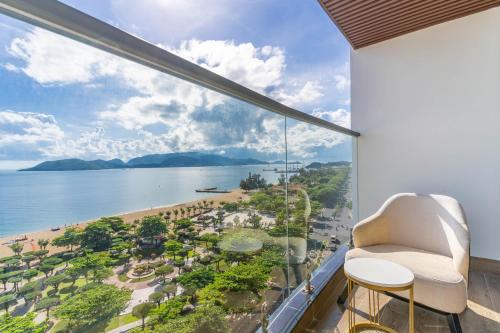 Surrounding environment, La Vague Hotel in Vinh Nguyen Surrounding environment, La Vague Hotel in Vinh Nguyen