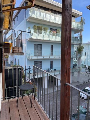 Balcony/terrace, APPARTAMENTO IL RESTAURO in Cuneo Balcony/terrace, APPARTAMENTO IL RESTAURO in Cuneo