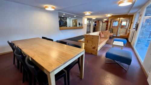 大廳, 策馬特青年旅館 (Zermatt Youth Hostel) in 策馬特 大廳, 策馬特青年旅館 (Zermatt Youth Hostel) in 策馬特