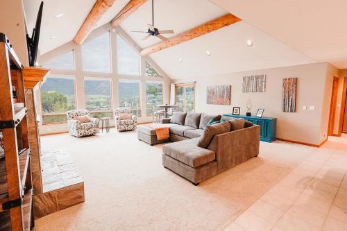 310 Vista Drive in Ridgway (Colorado) 310 Vista Drive in Ridgway (Colorado)