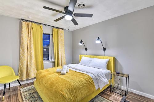 Chic Dallas Home about 9 Mi to Downtown in 댈러스 이그제큐티브 공항 Chic Dallas Home about 9 Mi to Downtown in 댈러스 이그제큐티브 공항