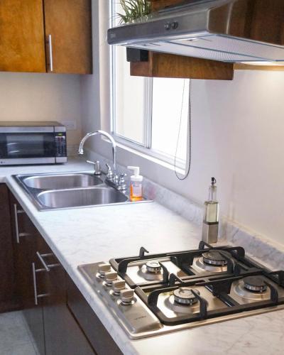 Cozy, Quiet & Pet friendly Gated Patio CASA NINA in Fraccionamiento Los Encinos Cozy, Quiet & Pet friendly Gated Patio CASA NINA in Fraccionamiento Los Encinos