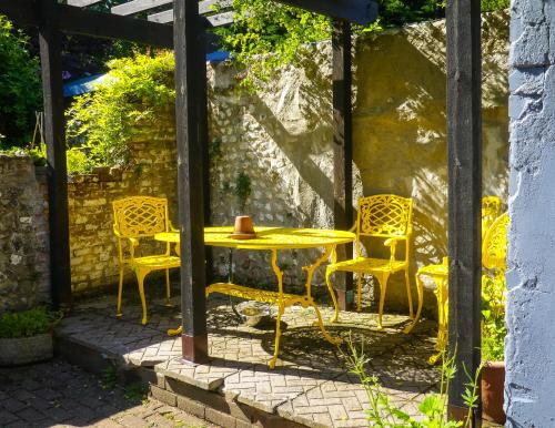 Балкон, Ye Olde Smugglers Inne in Олфрістон Балкон, Ye Olde Smugglers Inne in Олфрістон