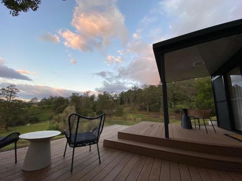 Balcony/terrace, Selah Valley in Limpinwood Balcony/terrace, Selah Valley in Limpinwood
