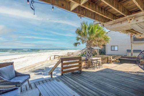 Balcony/terrace, The Artist Haven in Crescent Beach Balcony/terrace, The Artist Haven in Crescent Beach