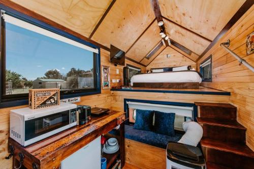 A Unique Wine Country Escape at Tiny House Ithaca in Budgee Budgee A Unique Wine Country Escape at Tiny House Ithaca in Budgee Budgee