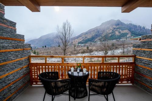 Balcony/terrace, Palchan Hotel & Spa, A member of Radisson Individuals in Manali Balcony/terrace, Palchan Hotel & Spa, A member of Radisson Individuals in Manali