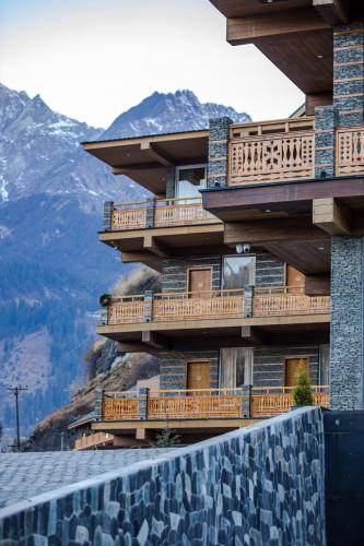 Balcony/terrace, Palchan Hotel & Spa, A member of Radisson Individuals in Manali Balcony/terrace, Palchan Hotel & Spa, A member of Radisson Individuals in Manali