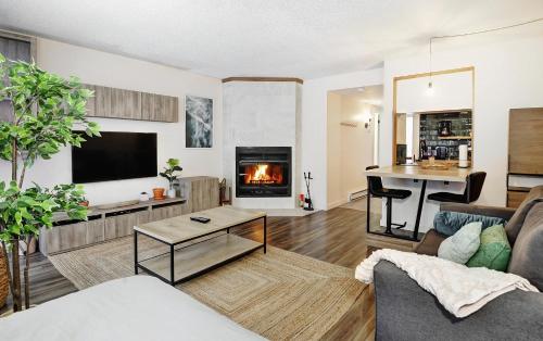 24#23 Chemin du Hameau - Studio in Stoneham (QC) 24#23 Chemin du Hameau - Studio in Stoneham (QC)