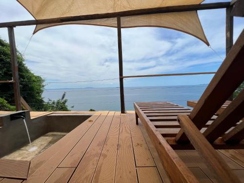 Balcony/terrace, Canopee Lodge in Nosy Ambariovato Balcony/terrace, Canopee Lodge in Nosy Ambariovato