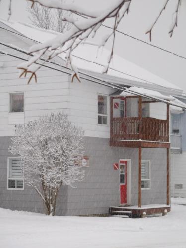 La Cabane chez Jimmy in Petit-Saguenay (QC) La Cabane chez Jimmy in Petit-Saguenay (QC)