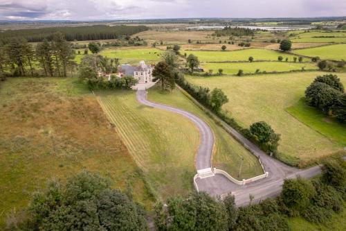 Relaxing Private Country Escape with Hot Tub in Roscommon Relaxing Private Country Escape with Hot Tub in Roscommon