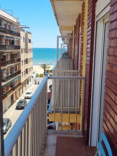 Lovely three-bedroom apartment in Puerto De Sagunt
