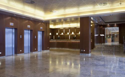 Előcsarnok, Hotel Praga in Carabanchel Előcsarnok, Hotel Praga in Carabanchel