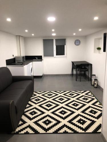 studio parisien proche orly in Saint-Michel-sur-Orge studio parisien proche orly in Saint-Michel-sur-Orge