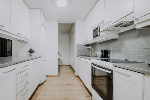 Apartment, SleepWell, Tyynimeri with private parking and optional private sauna in Ruoholahti Apartment, SleepWell, Tyynimeri with private parking and optional private sauna in Ruoholahti
