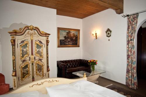 This photo about Altenburger Hof Appartement shared on HyHotel.com