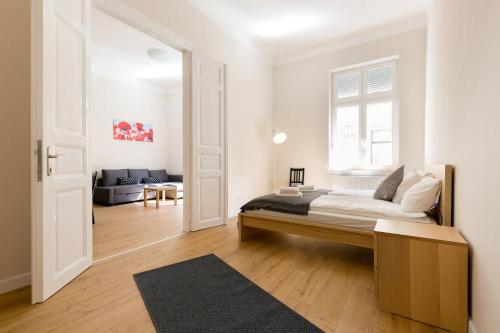 Kresz Geza 29 Westend Station 2 bedrooms+Living AC