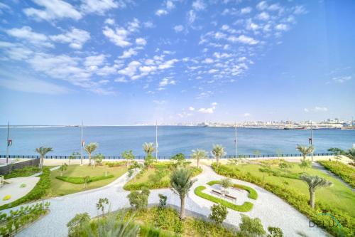 View, Peaceful 1BR at The Anwa By Omniyat Dubai Maritime City by Deluxe Holiday Homes in Jumeirah View, Peaceful 1BR at The Anwa By Omniyat Dubai Maritime City by Deluxe Holiday Homes in Jumeirah