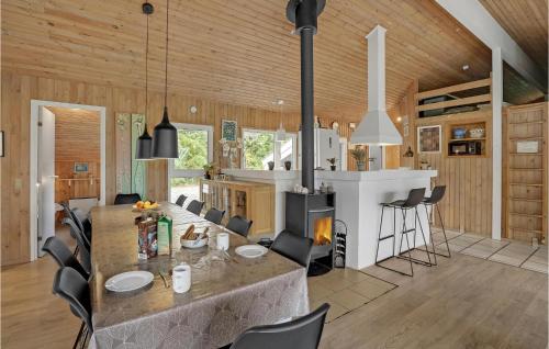 Kitchen, Nice Home In Sydals With Wifi in Sydals Kitchen, Nice Home In Sydals With Wifi in Sydals