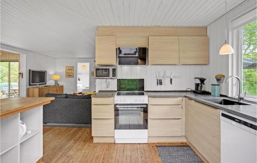 cuina, Holiday Home Svinget Glesborg Iv in Glesborg cuina, Holiday Home Svinget Glesborg Iv in Glesborg